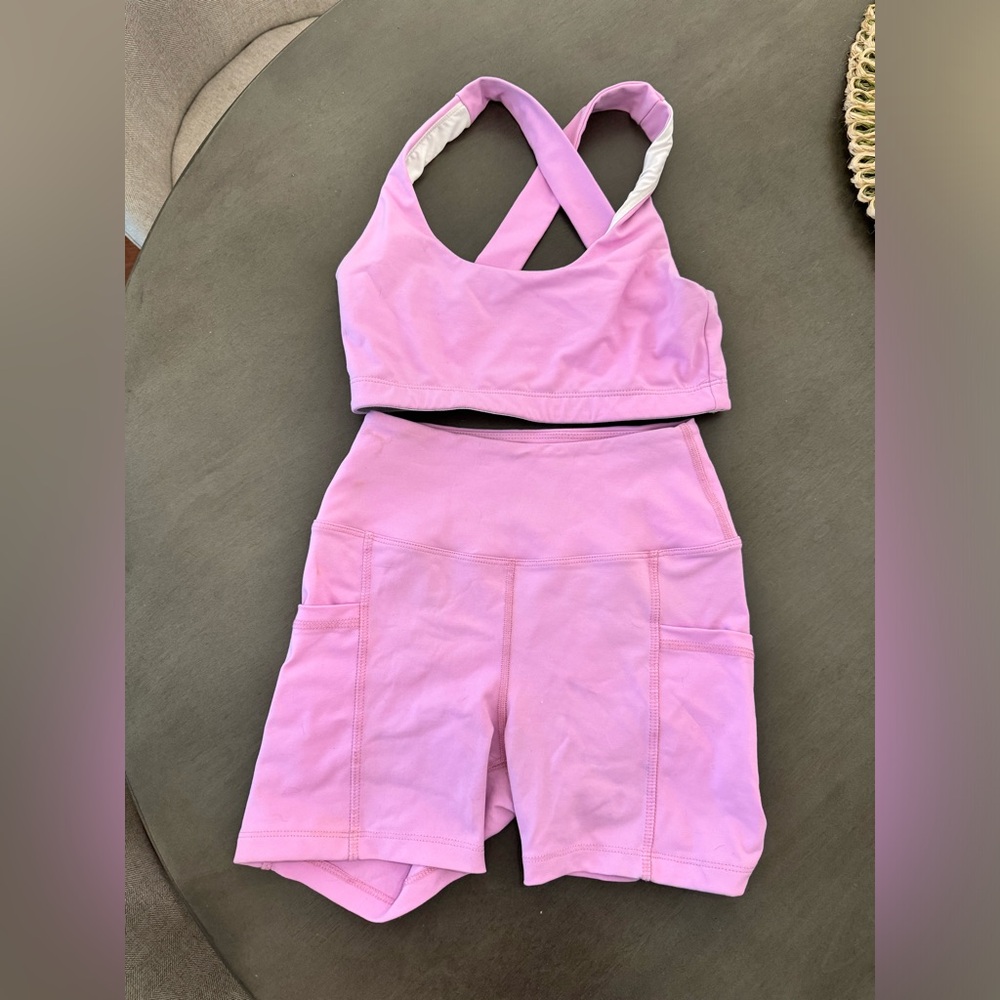 Year of Ours Set - Sports Bra & Biker Shorts
